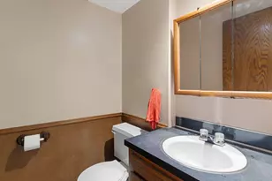 9908 Oxborough Rd, Bloomington, MN 55437 - Photo 18