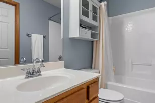 1781 Colonial St, Shakopee, MN 55379 - Photo 16