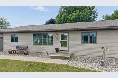 430 9th Street E, Hector, MN 55342 - Photo 2