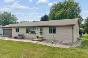 430 9th St E, Hector, MN 55342 - Photo 38