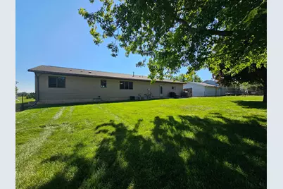 430 9th Street E, Hector, MN 55342 - Photo 36