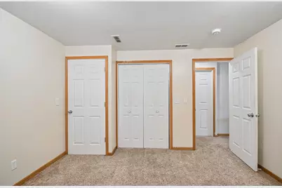 4851 Woodland Avenue, Shakopee, MN 55379 - Photo 24