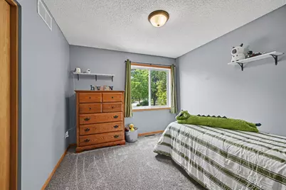 8695 Jorgensen Avenue S, Cottage Grove, MN 55016 - Photo 32