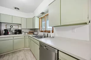 1719 18th St S, Moorhead, MN 56560 - Photo 34