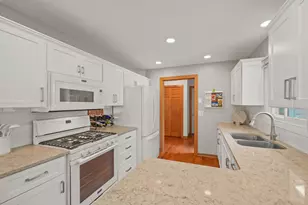 4830 Valley Forge Ln N, Plymouth, MN 55442 - Photo 4
