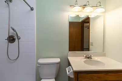 16211 Flagstaff Court S, Lakeville, MN 55068 - Photo 10