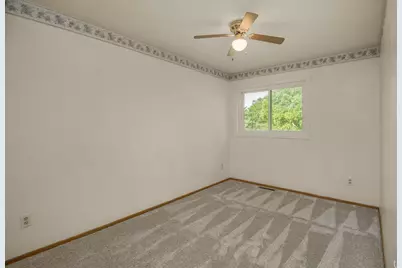 16211 Flagstaff Court S, Lakeville, MN 55068 - Photo 14