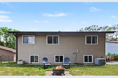 2000 75th Avenue N, Brooklyn Park, MN 55444 - Photo 26