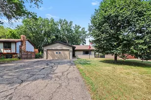2000 75th Ave N, Brooklyn Park, MN 55444 - Photo 22
