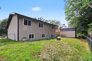 2000 75th Ave N, Brooklyn Park, MN 55444 - Photo 24
