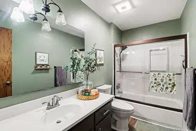 2000 75th Avenue N, Brooklyn Park, MN 55444 - Photo 12