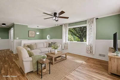 10524 Kimbro Avenue S, Cottage Grove, MN 55016 - Photo 2