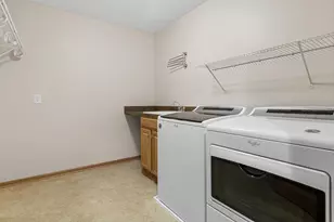 9651 Belmont Ln, Eden Prairie, MN 55347 - Photo 22