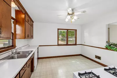 418 17th Avenue N, South Saint Paul, MN 55075 - Photo 14