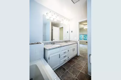 3590 Blue Jay Way #201, Eagan, MN 55123 - Photo 12
