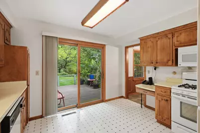 141 Oakwood Drive, New Brighton, MN 55112 - Photo 24