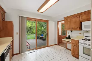 141 Oakwood Dr, New Brighton, MN 55112 - Photo 24