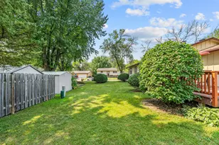 266 Cardinal Ct, Chaska, MN 55318 - Photo 38