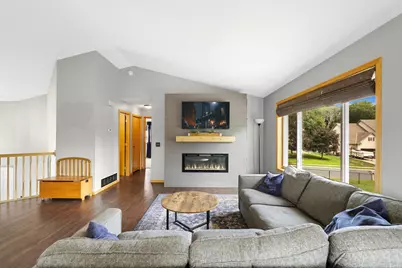 813 Lawrence Parkway, Buffalo, MN 55313 - Photo 4