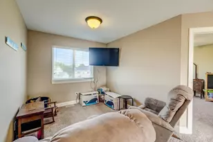 2990 Frontier Dr, Woodbury, MN 55129 - Photo 16