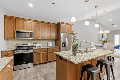 620 Liberty Way, Vadnais Heights, MN 55127 - Photo 6