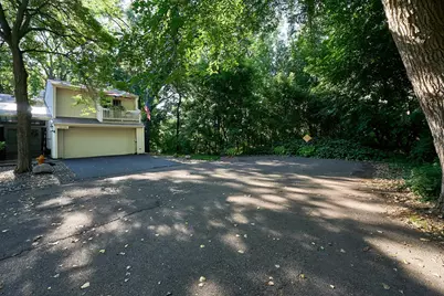 1620 Comstock Lane N, Plymouth, MN 55447 - Photo 28