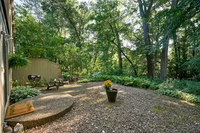 1620 Comstock Lane N, Plymouth, MN 55447 - Photo 24
