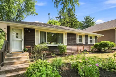 2481 19th Avenue E, North Saint Paul, MN 55109 - Photo 2