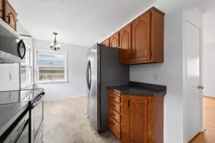 4537 6th St NE, Columbia Heights, MN 55421 - Photo 6