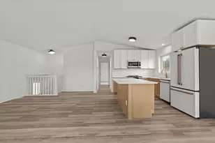 1599 Lancaster Ln, Eagan, MN 55122 - Photo 12