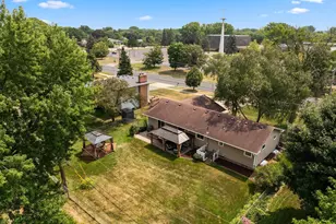 2682 5th St NW, New Brighton, MN 55112 - Photo 44