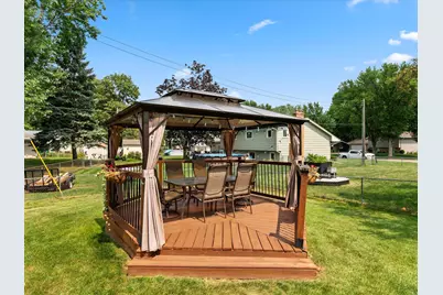 2682 5th Street NW, New Brighton, MN 55112 - Photo 14