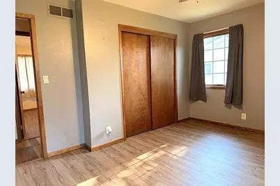 1992 Great Bend Boulevard, Windom, MN 56101 - Photo 8