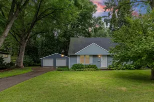 8236 Queen Ave S, Bloomington, MN 55431 - Photo 2
