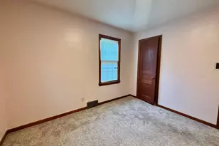 618 Dewey Ave N, Thief River Falls, MN 56701 - Photo 20
