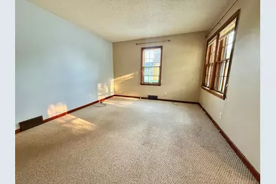 618 Dewey Avenue N, Thief River Falls, MN 56701 - Photo 8