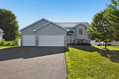 1464 Roosevelt Street S, Cambridge, MN 55008 - Photo 1
