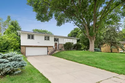725 W 1st Street, Waconia, MN 55387 - Photo 12