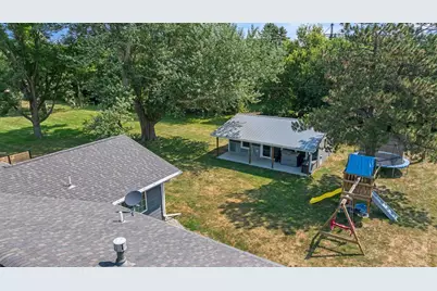405 S Lake Street, Hendricks, MN 56136 - Photo 68