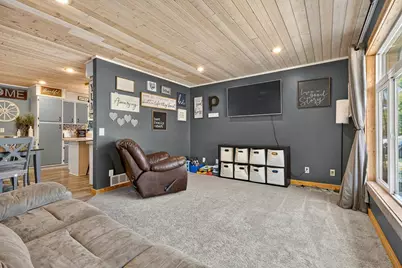 405 S Lake Street, Hendricks, MN 56136 - Photo 14