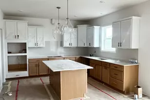 653 Sierra Pkwy, Waconia, MN 55387 - Photo 2