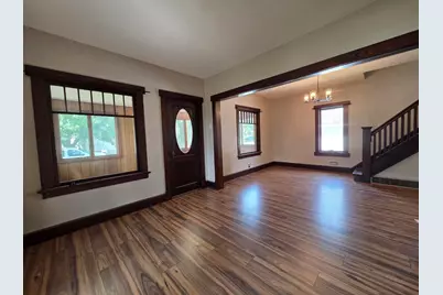 104 Bertha Avenue S, Pipestone, MN 56164 - Photo 6
