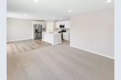 1815 Pierce Street S, Cambridge, MN 55008 - Photo 2