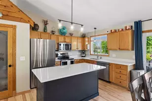 600 Pioneer Cir, Belle Plaine, MN 56011 - Photo 8