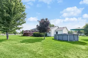 600 Pioneer Cir, Belle Plaine, MN 56011 - Photo 28