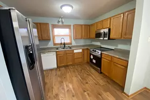 2848 Knollwood Dr SE, Rochester, MN 55904 - Photo 8