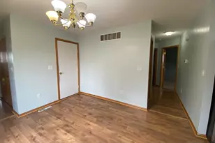 2848 Knollwood Dr SE, Rochester, MN 55904 - Photo 10