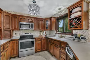 4218 White Dr, Saint Cloud, MN 56303 - Photo 10