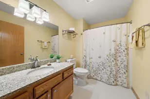 330 Creekview Ct, Baldwin, WI 54002 - Photo 14