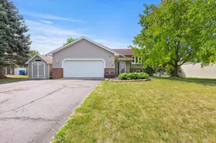 12601 92nd Pl N, Maple Grove, MN 55369 - Photo 1